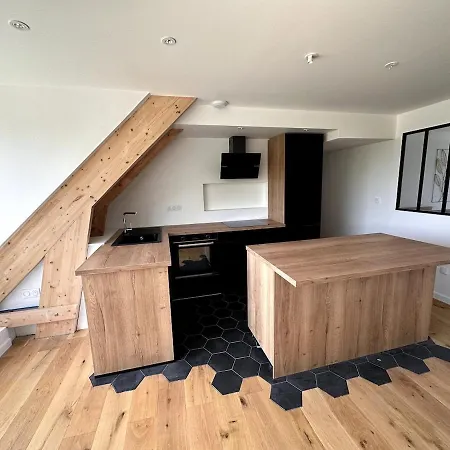 Beautiful New T3 Duplex Sea View Etel